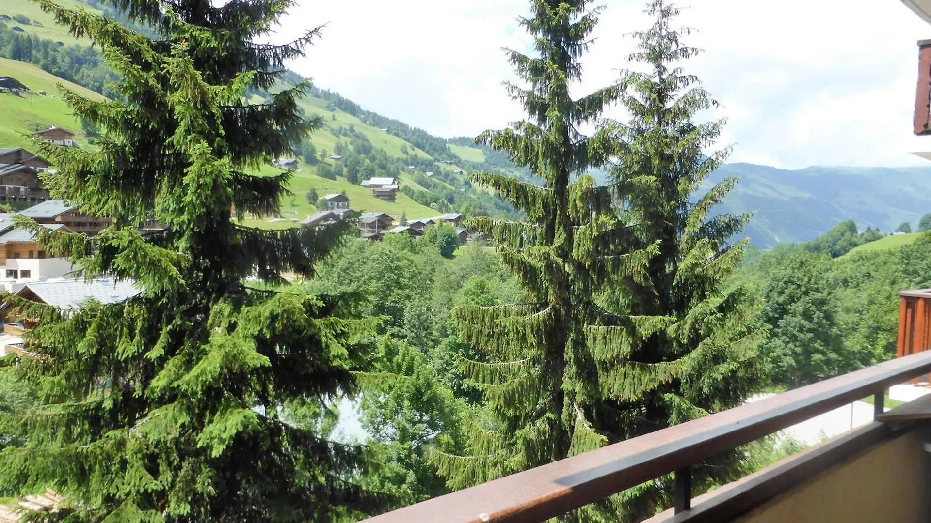 Appartement Renove Cosy Avec Piscine, Pour 4 Personnes, Proche Des Pistes Et Du Village. - Fr-1-342-180 Arêches