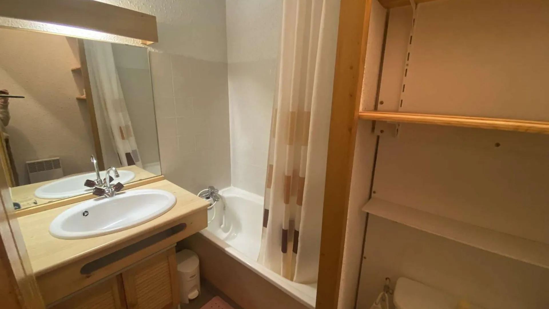 Appartement Renove Cosy Avec Piscine, Pour 4 Personnes, Proche Des Pistes Et Du Village. - Fr-1-342-180 Arêches Frankrijk